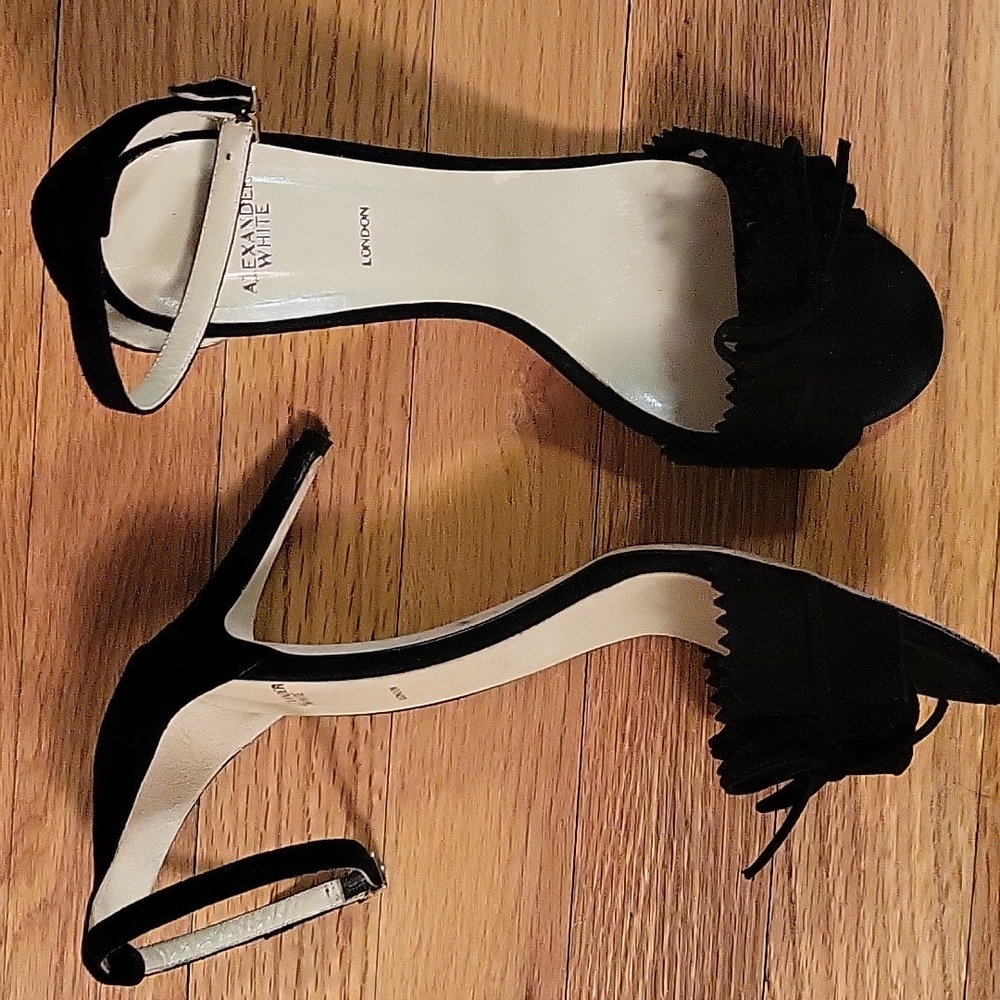 ALEXANDER WHITE Suede Stiletto Heels Sandals Shoes Black Size 38.5 ITALY 🇮🇹